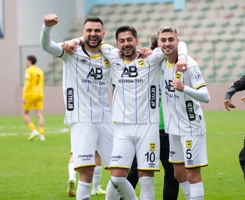 Adana 01 FK Play Off iddiasını güçlendirdi