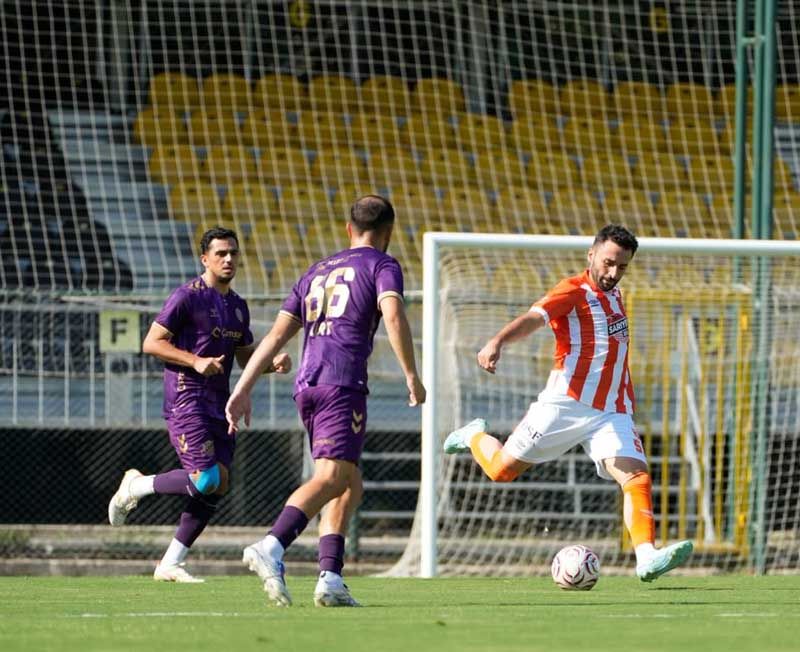 Adana 01 FK, 52 Orduspor'u son dakika golüyle geçti: 3-2