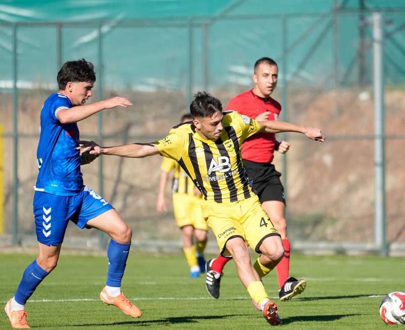 Adana 01 FK, Erbaa'dan 3 puanı 3 golle aldı