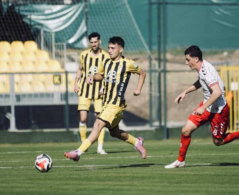 Arda Bitirgiç: Taraftarlarımızla Elazığ maçını kazanacağız