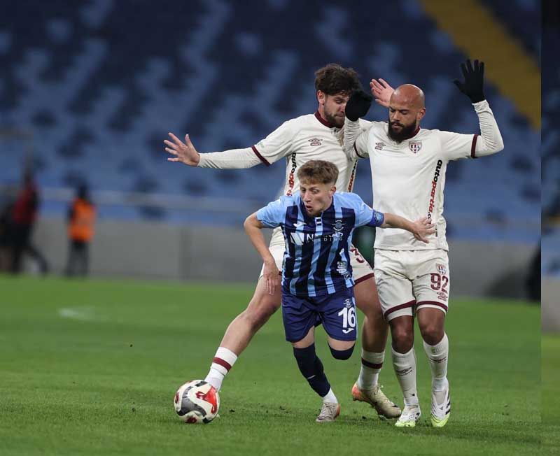 Demirspor sahasında Bandırma'ya 3-0 kaybetti