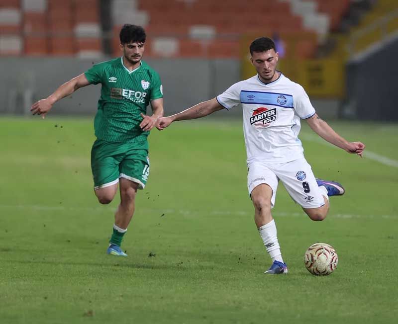 Demirspor sahasında Erbaaspor'a 3-0 kaybetti