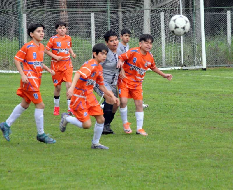 Güney Adanaspor, Mavi Şimşekler karşısında galibiyete 3 golle ulaştı