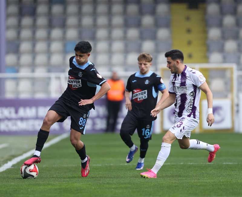 Demirspor, Ankara'da Keçiörengücü'ne 7-0 yenildi
