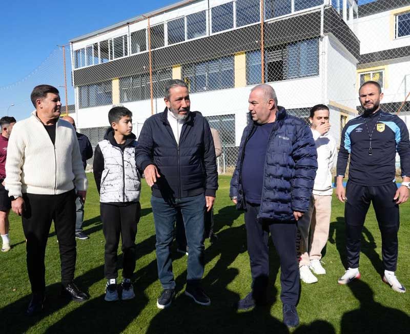 Murat Şahin'den Adana 01 FK'ya ziyaret