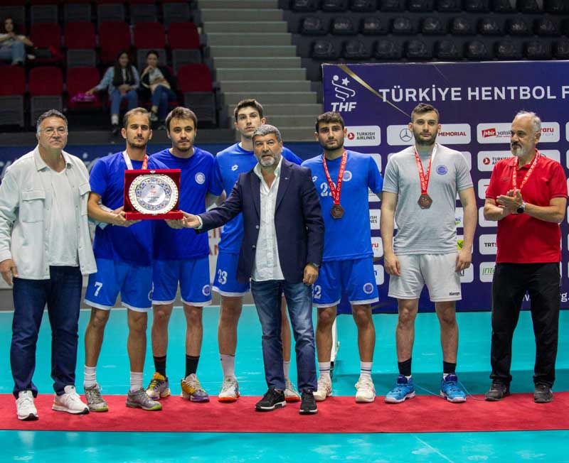 Seyhan Belediyespor Dörtlü Finali sonuncu bitirdi