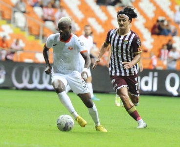 Adanaspor, Kalecisi Hasan Hüseyin ile Bandırma'ya geçit vermedi:1-1