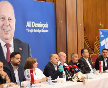 BAŞKAN ALİ DEMİRÇALI 1 YILINI DEĞERLENDİRDİ