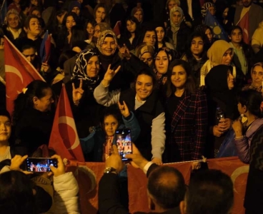 Ayyüce Türkeş İmamoğlu'nda coşkuyla karşılandı