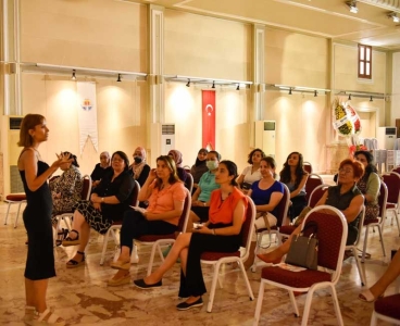 Büyükşehir’den kadınlara yönelik bir dizi eğitim