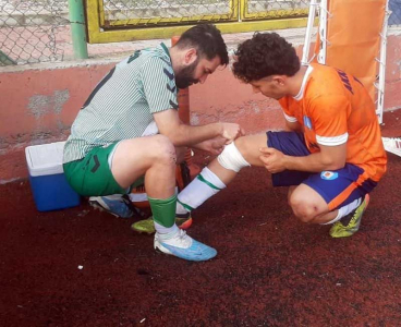 Ceyhangücü-Akkapıspor maçında yılın centilmenlik olayı yaşandı