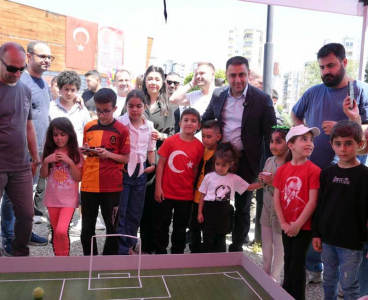 KOZAY’DAN ÇOCUKLARA MUHTEŞEM 23 NİSAN ŞÖLENİ