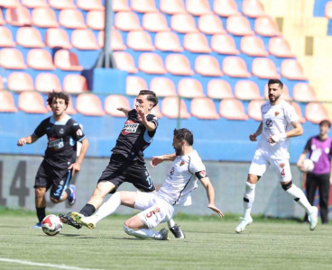 Demirspor deplasmanda Hatayspor'a 4-0 kaybetti