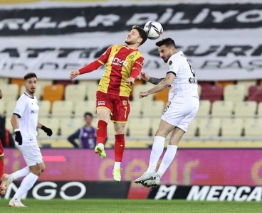 Demirspor, Malatya deplasmanında şok yenilgi aldı:1-0