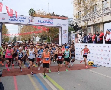 Uluslararası 14. Adana Yarı Maratonu rekor katılımla gerçekleşti