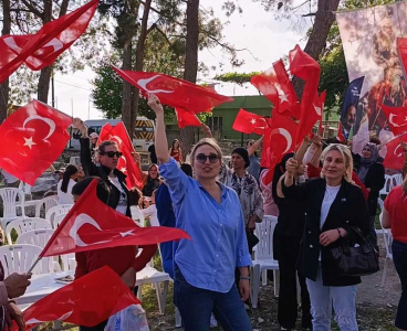 Nihal Ağca, 19 Mayıs’ta Kozan Gençliğiyle Bir Araya Geldi