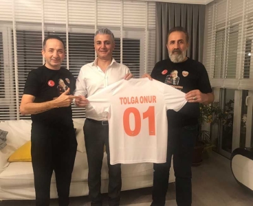 Adanaspor Kulübü Derneği'nden Hakim Tolga Onur'a ziyaret
