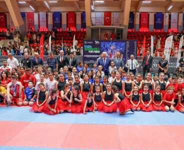 Vali Köşger, Spor Okulları ve Engelsiz Spor Okulları açılışına katıldı