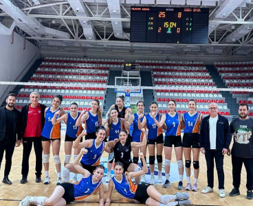 Adana Büyükşehir Belediyesi genç kadrosuyla çeyrek finale yükselemedi