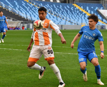 İki topu direkten dönen Adanaspor, Ankara Demirspor'a 3-0 yenildi