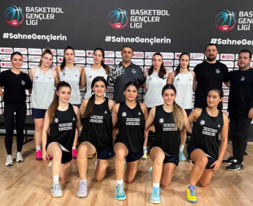 Büyükşehir Belediye Basketbol Gençler Ligi'ne 3 galibiyetle başladı