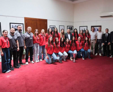 Güngör Geçer'den Türkiye İkincisi Basketbol Takımı'na Tebrik