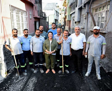 Seyhan Belediyesi'nden Mahallelere Kesintisiz Asfalt Hizmeti