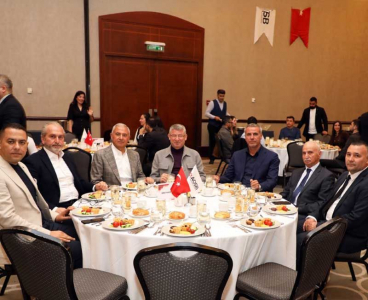 AOSB Ailesi Geleneksel İftar Yemeğinde Bir Araya Geldi