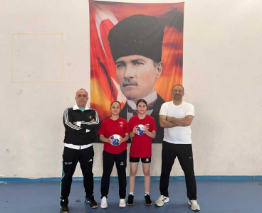 Hentbol U15 Kadın Milli Takımı'nda İki Adanalı