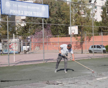 Seyhan Belediyesi Spor Tesislerini Yeniliyor
