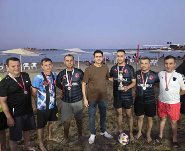 Yumurtalık Belediyesi Kurumlar Arası Plaj Voleybol Turnuvası Sona Erdi
